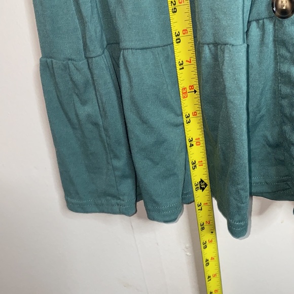 🎱Green faux button up dress! - Picture 4 of 6